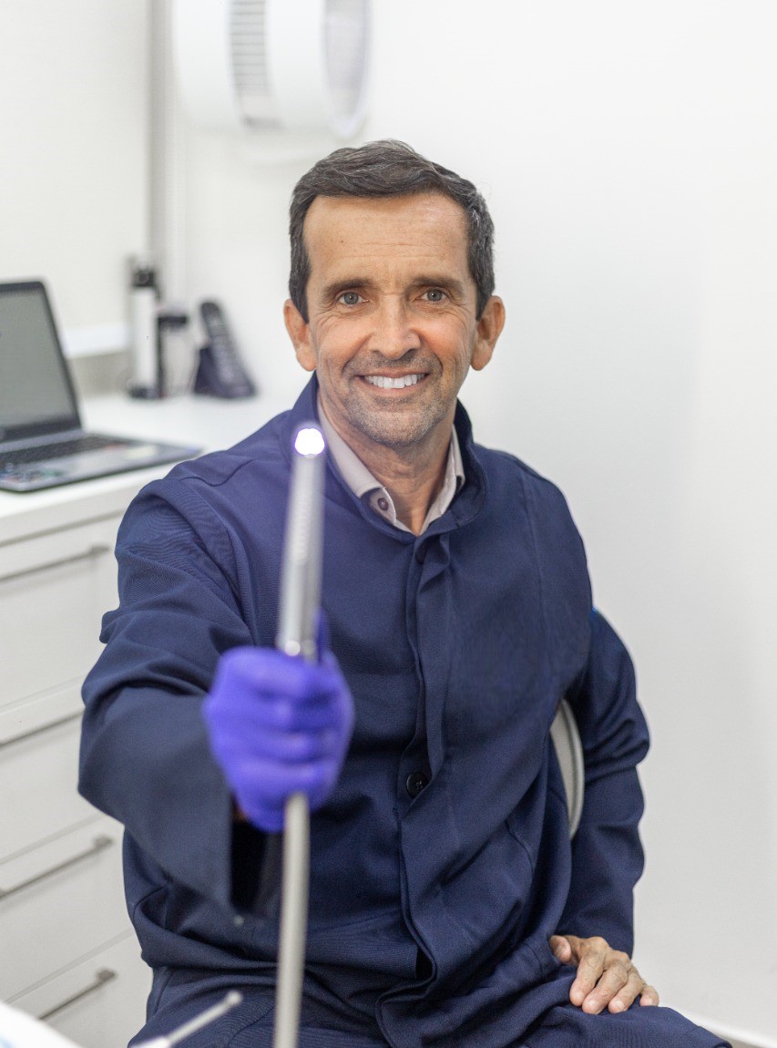 Foto do Dr José Roberto Calixto